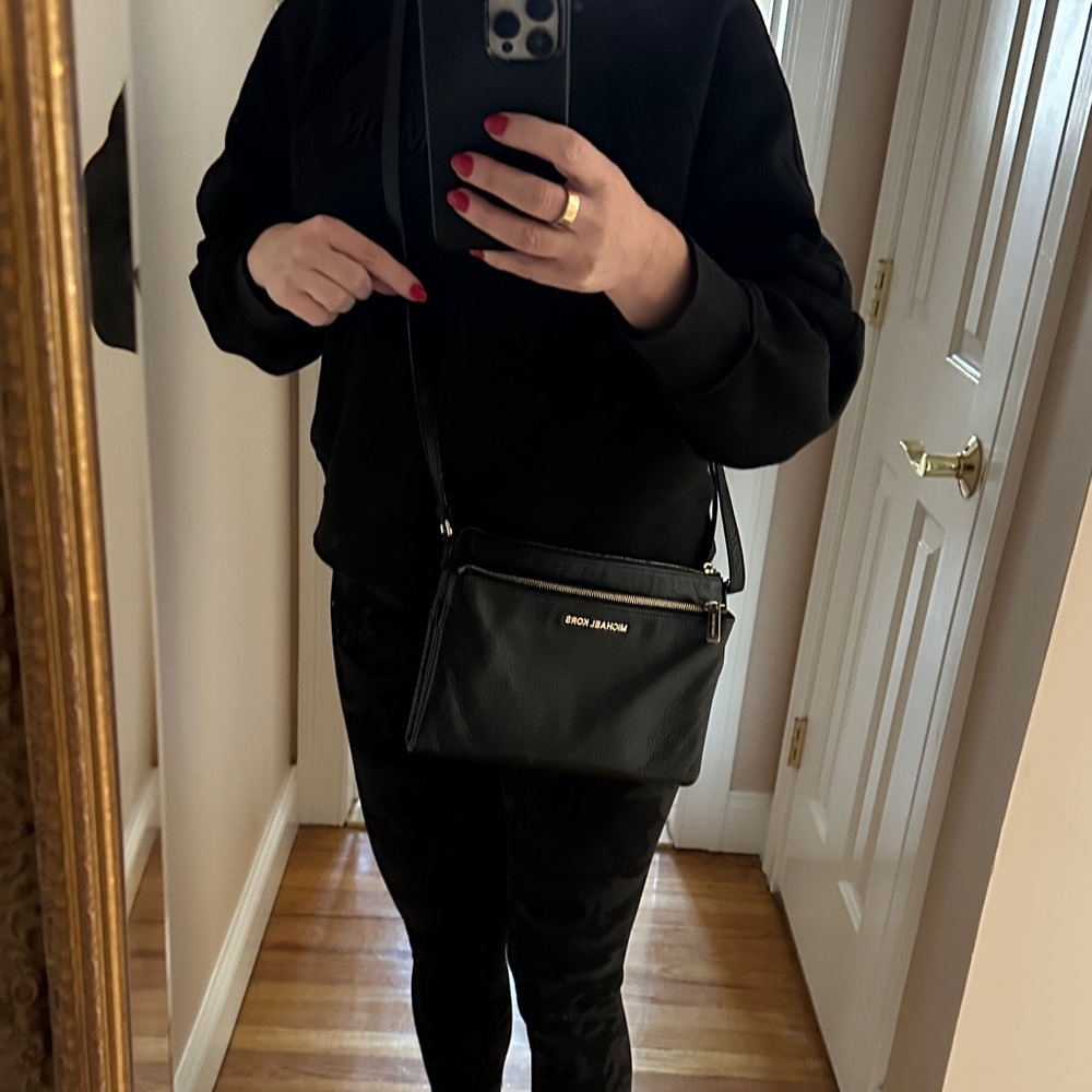 Michael Kors Black Leather Crossbody with Gold Hardware - Picture 4 of 6